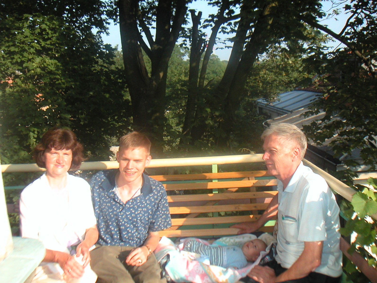 Virginija, Vincas, Augustas, Dobilas