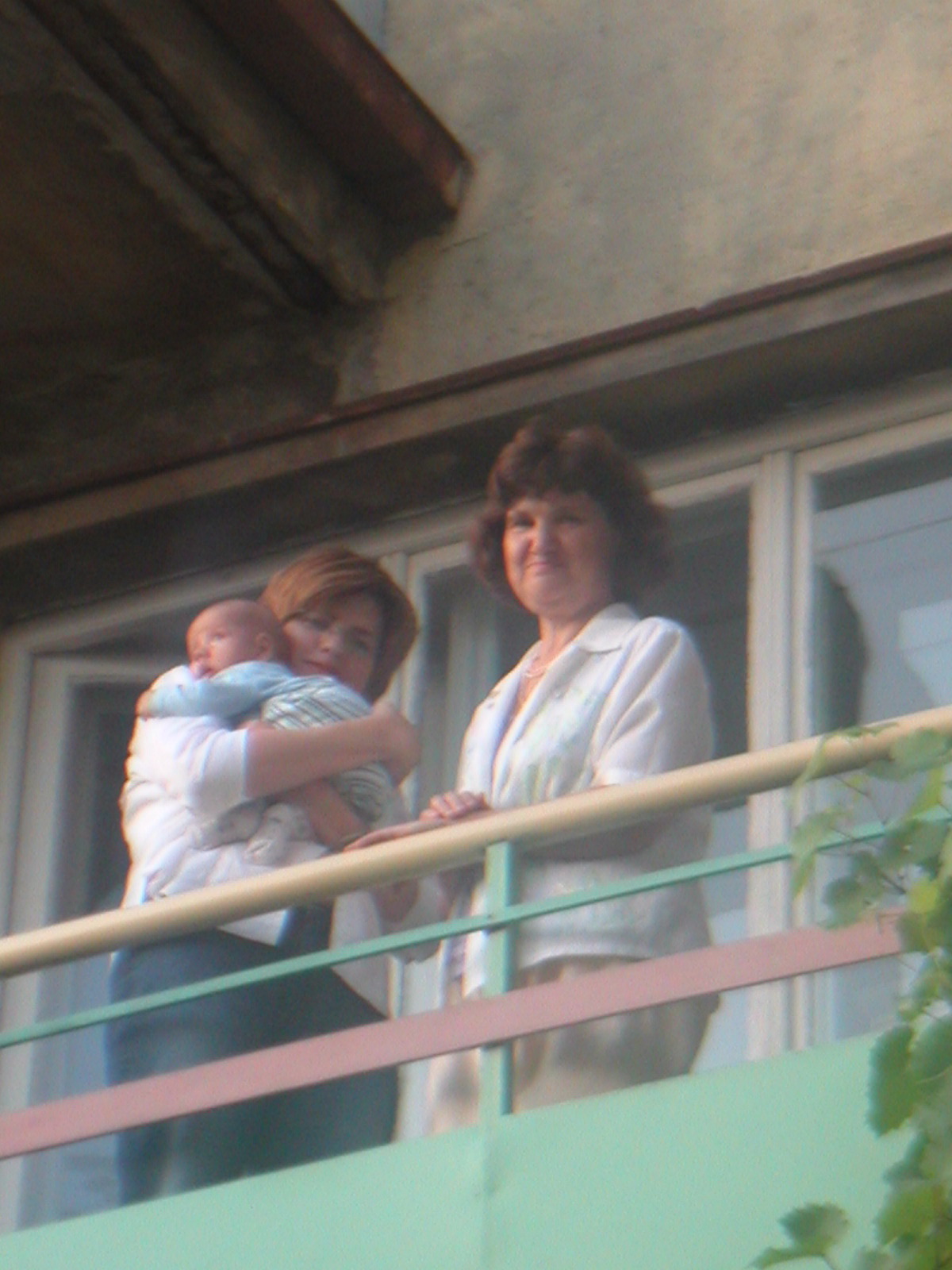 Augustas, Dovile, ir Virginija